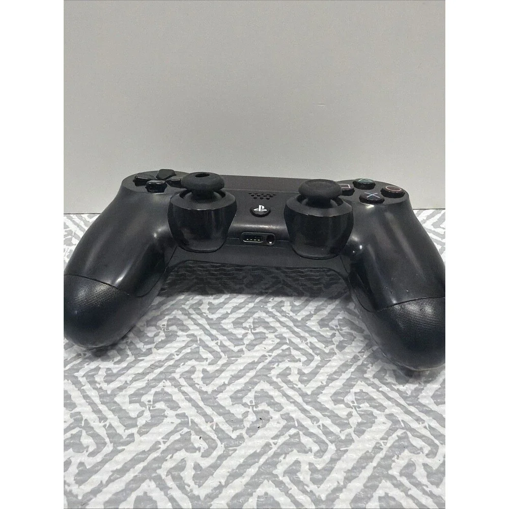 Official Sony PS4 DualShock 4 Wireless Controller Black - CUH-ZCT2U - Worn Grips